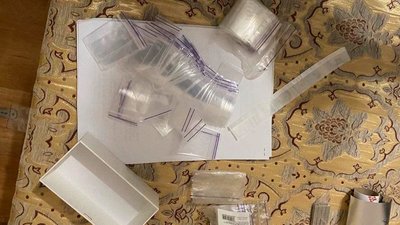 Поліцейські вилучили у херсонця більше 500 доз амфетаміну Поліцейські вилучили у херсонця більше 500 доз амфетаміну