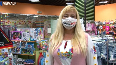 Підприємиця з Черкас оголосила голодування під стінами ОДА Підприємиця з Черкас оголосила голодування під стінами ОДА