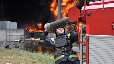 За час повномасштабної війни кожна четверта пожежа на Миколаївщині виникає через обстріли російськими військами — ДСНС