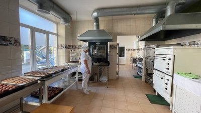 як у дитсадку 45 в Чернівцях готують їжу для дітей на пароконвектоматі як у дитсадку 45 в Чернівцях готують їжу для дітей на пароконвектоматі