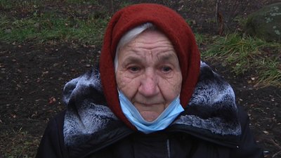 Житомиряни з лампадками та квітами прийшли вшанувати пам'ять жертв голодоморів Житомиряни з лампадками та квітами прийшли вшанувати пам'ять жертв голодоморів