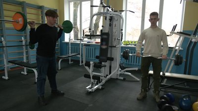 Мільйон гривень на ремонт ліцею, де навчаються: як одинадцятикласники із Михайло-Коцюбинського виграють гранти Мільйон гривень на ремонт ліцею, де навчаються: як одинадцятикласники із Михайло-Коцюбинського виграють гранти