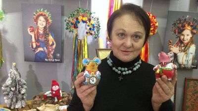 У Черкасах запрацював благодійний ярмарок для допомоги онкохворим дітям (ФОТО) У Черкасах запрацював благодійний ярмарок для допомоги онкохворим дітям (ФОТО)