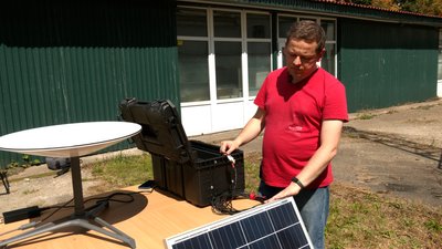 Франківські науковці розбили потужну зарядну станцію для ЗСУ. Як вона працює і в чому її переваги Франківські науковці розбили потужну зарядну станцію для ЗСУ. Як вона працює і в чому її переваги