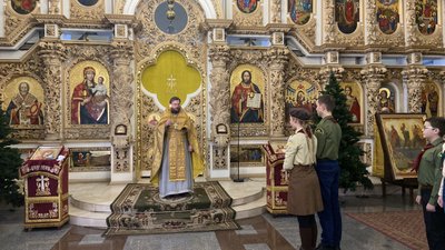 На Полтавщину 22-й рік поспіль пластуни передали Вифлеємський вогонь