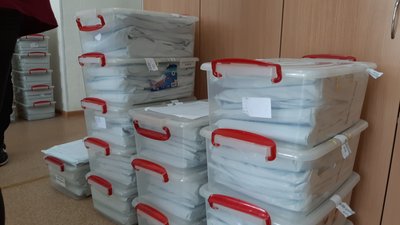 У Харкові мовознавці з різних регіонів перевіряють ЗНО, яке писали в інших областях У Харкові мовознавці з різних регіонів перевіряють ЗНО, яке писали в інших областях