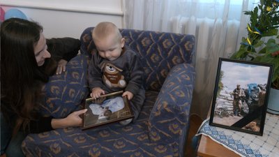 "Він хотів бачити, як росте син" — дружина загиблого бійця з Волині Дмитра Редчука