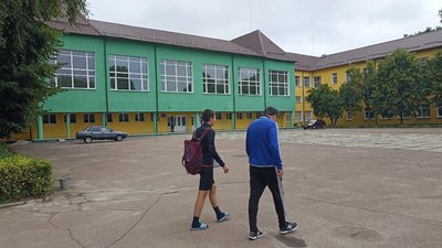 Житомиряни не могли потрапити в укриття ліцею №14 у Житомирі – що відомо Житомиряни не могли потрапити в укриття ліцею №14 у Житомирі – що відомо