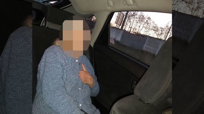 Пішла з дому: у Черкасах патрульні розшукали 90-річну жінку