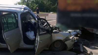 Підібрав односелицю. На Буковині в аварії загинула вагітна жінка