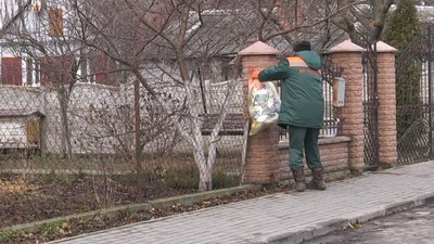 Експеримент "Жовтий мішок": як у трьох селах під Луцьком сортують сміття Експеримент "Жовтий мішок": як у трьох селах під Луцьком сортують сміття