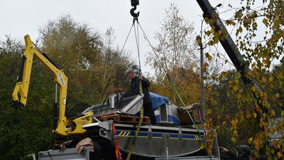 Техніка для очищення та поглиблення водойм: до Звягеля на Житомирщині прибула машина-амфібія "TRUXOR" Техніка для очищення та поглиблення водойм: до Звягеля на Житомирщині прибула машина-амфібія "TRUXOR"
