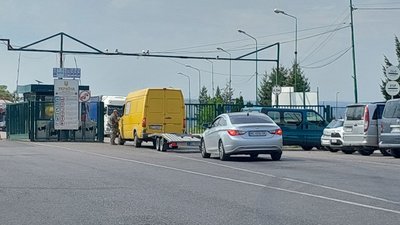 На Львівщині у пунктах пропуску запрацювала "єЧерга" для автобусів На Львівщині у пунктах пропуску запрацювала "єЧерга" для автобусів