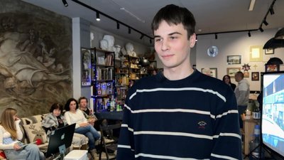 У Луцьку презентували календар зі світлинами військових, їх арттерапевтів і виробами У Луцьку презентували календар зі світлинами військових, їх арттерапевтів і виробами