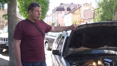 Волинські волонтери роблять та передають військовим прилади для освітлення Волинські волонтери роблять та передають військовим прилади для освітлення