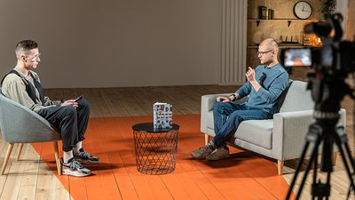 "Я змішаю твою кров з вугіллям. Зрозуміти український Схід". Інтерв'ю з Олександром Михедом