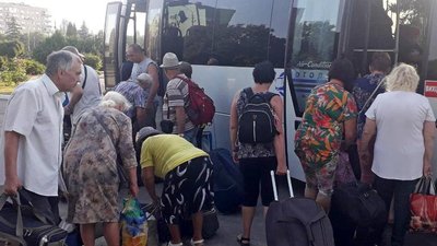 22 жителя Нікополя на Дніпропетровщині евакуювали до більш безпечних регіонів України