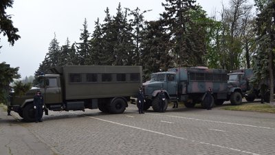 Пускають по двоє та в масках: як проходять роковини 2 травня Одесі Пускають по двоє та в масках: як проходять роковини 2 травня Одесі