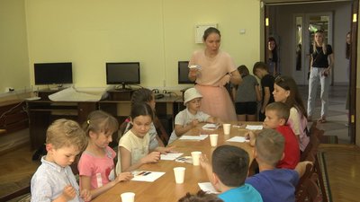 На Львівщині проводять безкоштовні заняття з арттерапії для дітей та дорослих