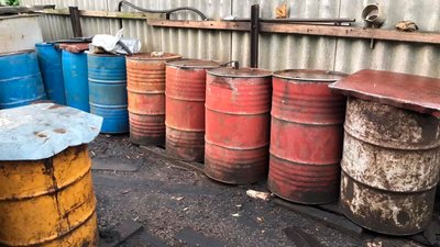 На Полтавщині судитимуть учасників організованої групи, які зливали дизпальне На Полтавщині судитимуть учасників організованої групи, які зливали дизпальне