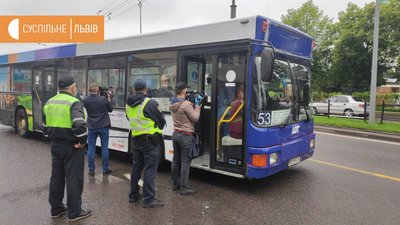 У Львові склали 4 протоколи на водіїв громадського транспорту У Львові склали 4 протоколи на водіїв громадського транспорту