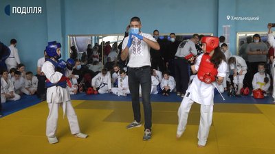 Участь взяли 280 спортсменів від 6 до 53 років з Хмельницької, Вінницької та Волинської областей Участь взяли 280 спортсменів від 6 до 53 років з Хмельницької, Вінницької та Волинської областей