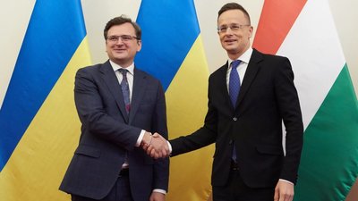 Візит Сіярто: Україна проведе з Угорщиною додаткові консультації щодо "мовного" закону