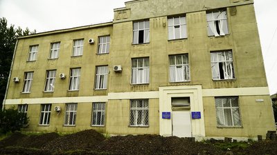 Російська ракета 16 серпня поцілила поблизу наукового інституту в Харкові — фото наслідків Російська ракета 16 серпня поцілила поблизу наукового інституту в Харкові — фото наслідків