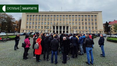 Підприємці Ужгорода вийшли на акцію проти закриття ринків Підприємці Ужгорода вийшли на акцію проти закриття ринків