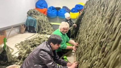 Волонтери, маскувальні сітки, Франківщина