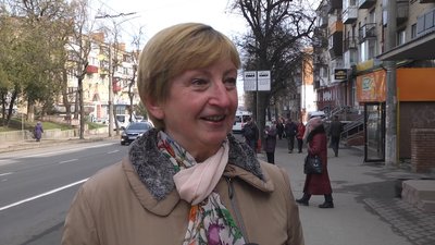 Автобуси замість тролейбусів у Хмельницькому: чи потрібно в них платити пільговикам Автобуси замість тролейбусів у Хмельницькому: чи потрібно в них платити пільговикам
