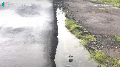 Підозра в недбальстві: чиновника судитимуть через ремонт в аеропорту "Рівне" Підозра в недбальстві: чиновника судитимуть через ремонт в аеропорту "Рівне"