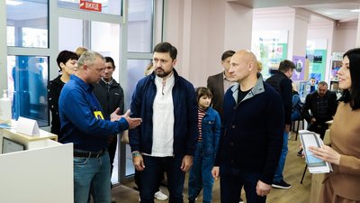 У Дніпрі та Кривому Розі переселенці з Маріуполя обговорюватимуть плани відродження свого міста