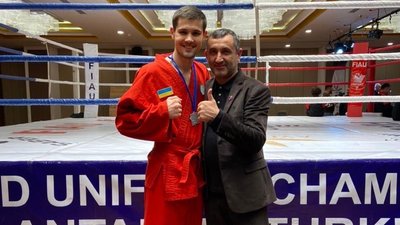 Поліцейський з Одещини став призером Чемпіонату світу з універсального бою Поліцейський з Одещини став призером Чемпіонату світу з універсального бою