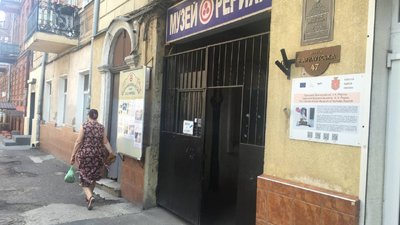 В Одесі планують відреставрувати старовинний живопис в будинку Гольштейна В Одесі планують відреставрувати старовинний живопис в будинку Гольштейна