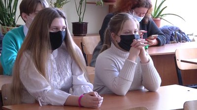 У херсонській школі раз на тиждень читають лекції про мистецтво У херсонській школі раз на тиждень читають лекції про мистецтво