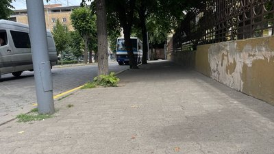 У Чернівцях відремонтують частину тротуару на вулиці Бандери за понад 850 тисяч гривень