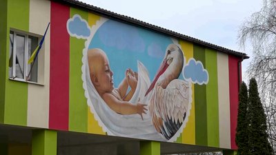 У пологовому будинку у Чернігові у квітні 2026 року народилася 161 дитина