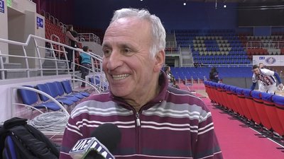 Іван Фучеджи, головний тренер гандбольного клубу "Донбас" Іван Фучеджи, головний тренер гандбольного клубу "Донбас"