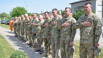 Військові прийшли вшанувати генерала Кульчицького Військові прийшли вшанувати генерала Кульчицького