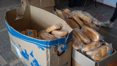 "Садимо овочі серед уламків": як живе вільна Новомиколаївка на Херсонщині