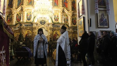 У Полтаві попрощалися із Дмитром Кішинцем та Віталієм Лінським, які загинули на війні У Полтаві попрощалися із Дмитром Кішинцем та Віталієм Лінським, які загинули на війні