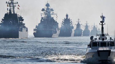 Росія зменшила вдвічі кількість ракетоносіїв в Чорному морі через шторм