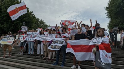 "Боротьба триває": в Одесі білоруси вийшли на акцію підтримки політв'язнів
