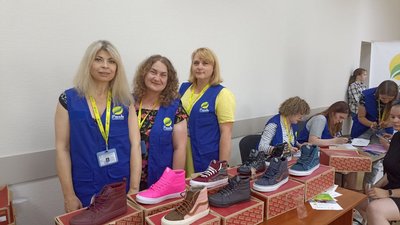 У Житомирі 40 матерів-переселенок отримали допомогу від благодійних фондів