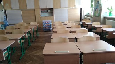 COVID-19: у Хмельницькому районі шість класів відправили на ізоляцію