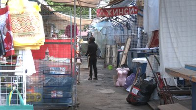 В Івано-Франківську запрацював речовий ринок "П’ятачок" В Івано-Франківську запрацював речовий ринок "П’ятачок"