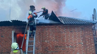 У Сумському районі під час пожежі загинула жінка У Сумському районі під час пожежі загинула жінка