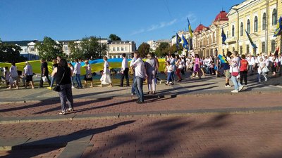 Хода вишиванок до Дня незалежності у Кропивницькому Хода вишиванок до Дня незалежності у Кропивницькому