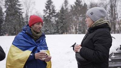 "Марафон добра": азовець Петро Скрипка пройшов марафон на підтримку військових "Марафон добра": азовець Петро Скрипка пройшов марафон на підтримку військових